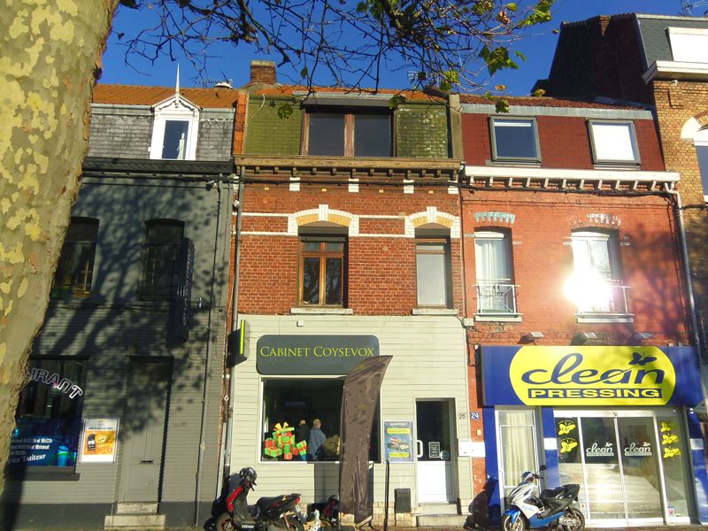 LENS (62) murs de 75m² loués par numéricable