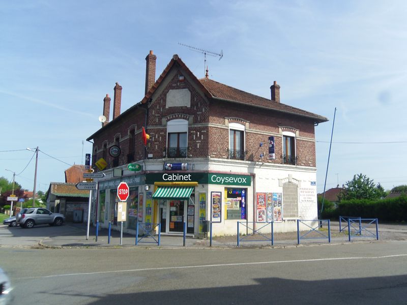 SINCENY (02) murs de 100m² loués par bar, tabac, PMU, loto, presse