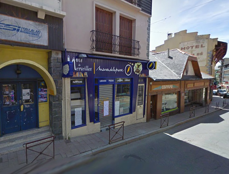 FONT-ROMEU (66) emplacement n°1 murs de librairie papeterie presse de 115m² en rez-de-chaussée