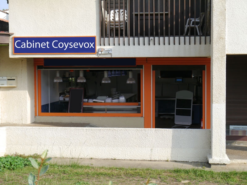 SEIGNOSSE (40) murs occupés par une poissonnerie de détail de  62 m²