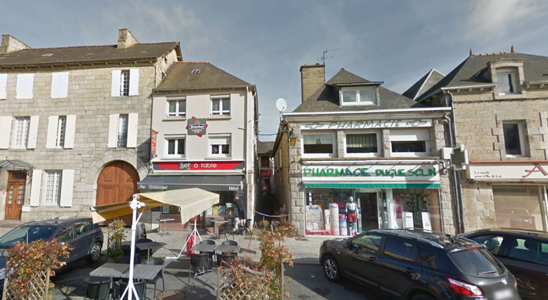 BROONS (22) murs d hotel-restaurant dans un immeuble en R+2 en pleine propriété de 293m²