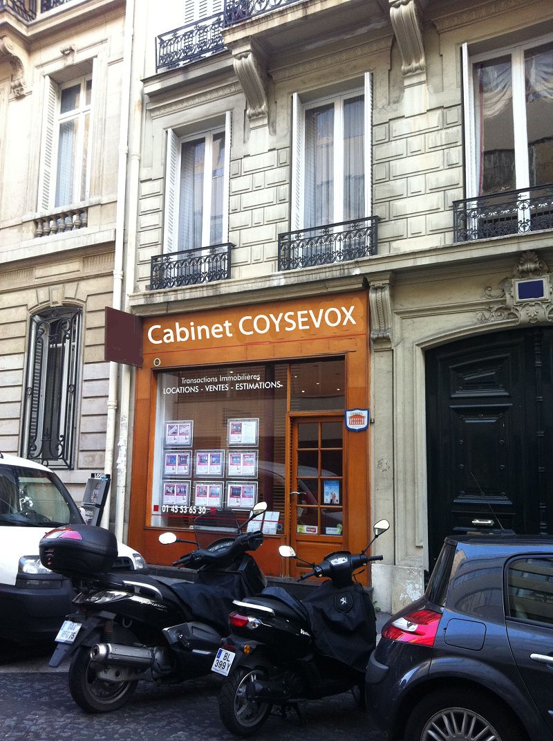 PARIS (75116) murs de boutique occupés de 20 m²