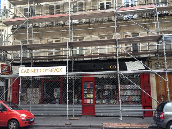 75009 PARIS : murs commerciaux occupés de 70 m²